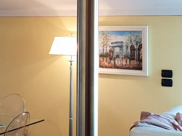 colonna in acciaio inox satinato